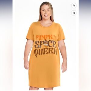 💜 Way to Celebrate Women's Printed Sleepshirt Top and Socks Set Size:(Small(4-6)